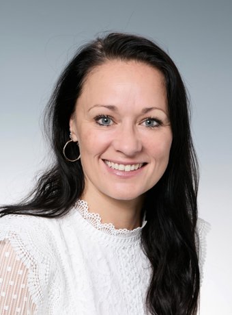 Prof. Mag. Barbara Priewasser