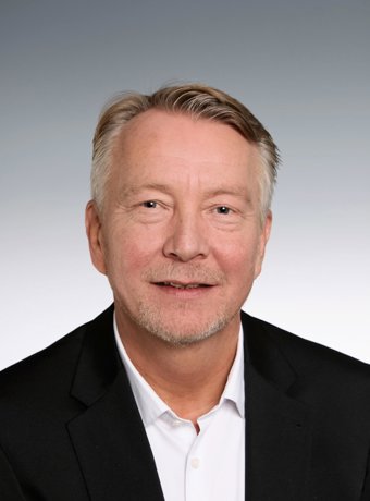 Dir. Mag. Thomas Silberhumer